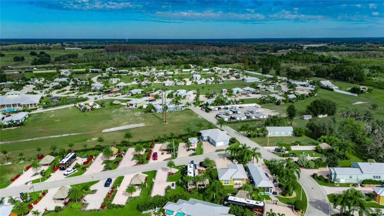3283 Red Tail Hawk Drive, Polk City, FL 33868 Photo