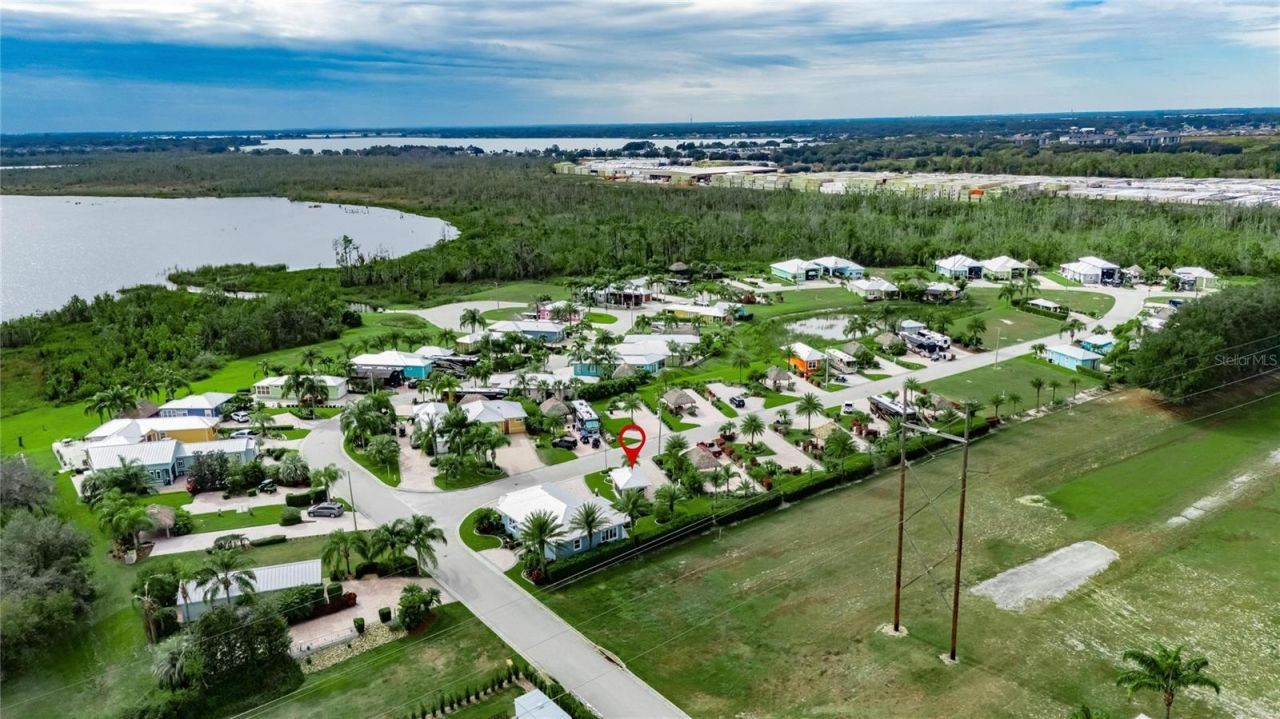 3283 Red Tail Hawk Drive, Polk City, FL 33868 Photo