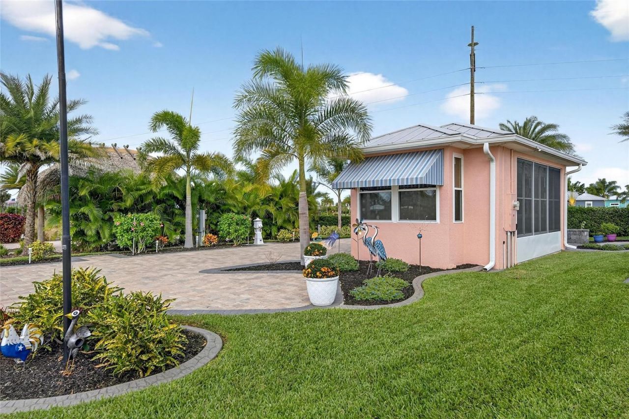 3283 Red Tail Hawk Drive, Polk City, FL 33868 Photo
