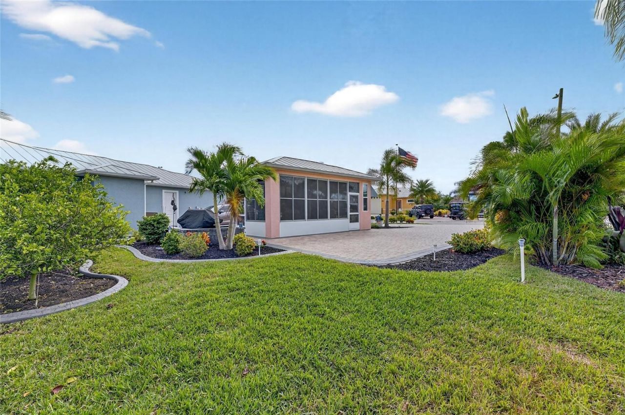 3283 Red Tail Hawk Drive, Polk City, FL 33868 Photo