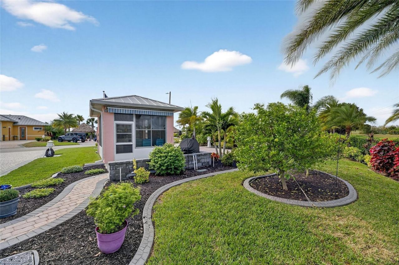 3283 Red Tail Hawk Drive, Polk City, FL 33868 Photo