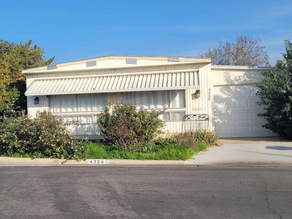 4324 Sabal Court, Bakersfield, CA 93301