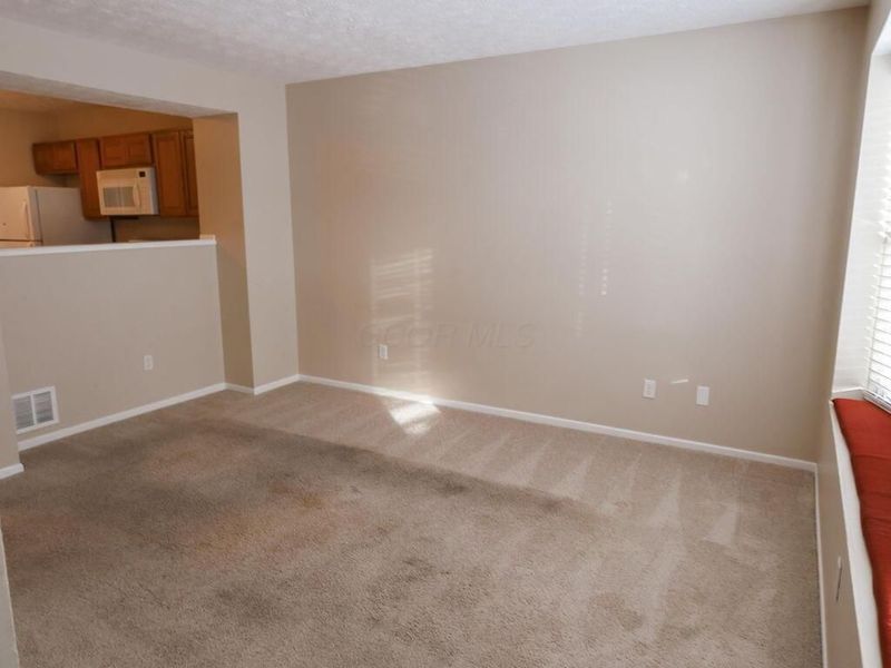 910 Annagladys Drive, Unit G2, Columbus, OH 43085 Photo 3