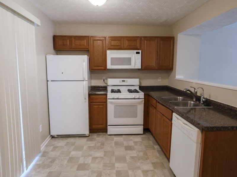 910 Annagladys Drive, Unit G2, Columbus, OH 43085 Photo 9