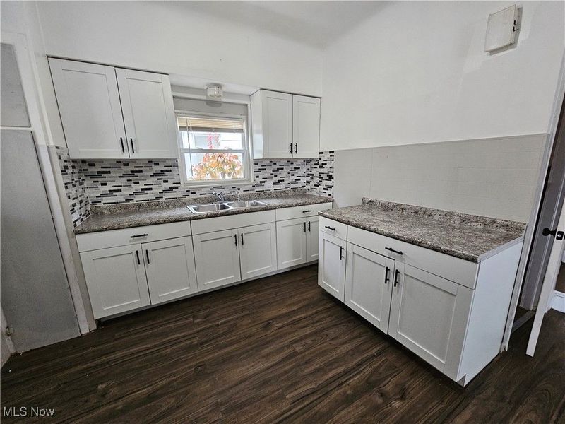 3891 W 21st Street, Cleveland, OH 44109 Photo 17