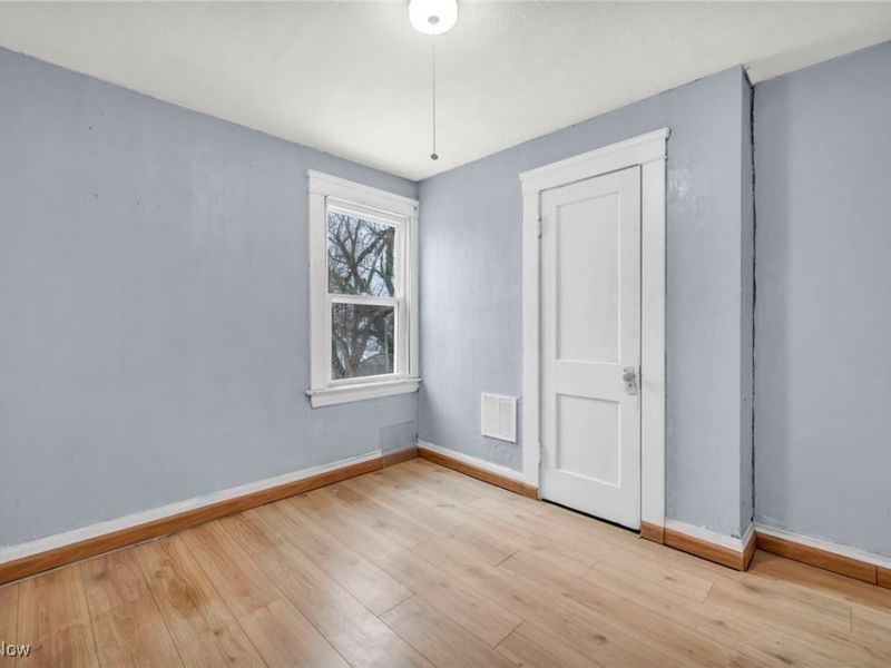 3564 E 118th Street, Cleveland, OH 44105 Photo 11