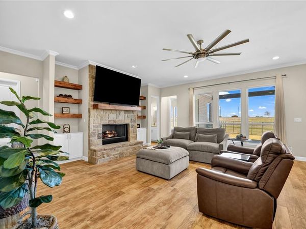2011 Perkins Lane, Weatherford, TX 76088