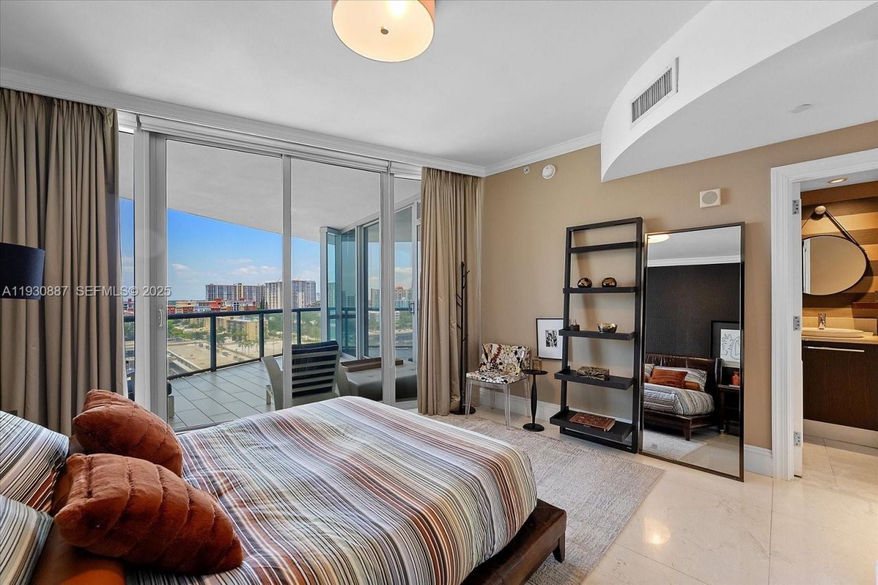 17121 Collins Ave, Unit 1005, Sunny Isles Beach, FL 33160 Photo