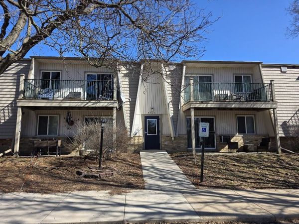4326 Melody Lane, Unit 202, Madison, WI 53704