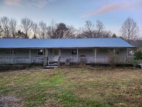 380 Co Rd 875 , Etowah, TN 37331