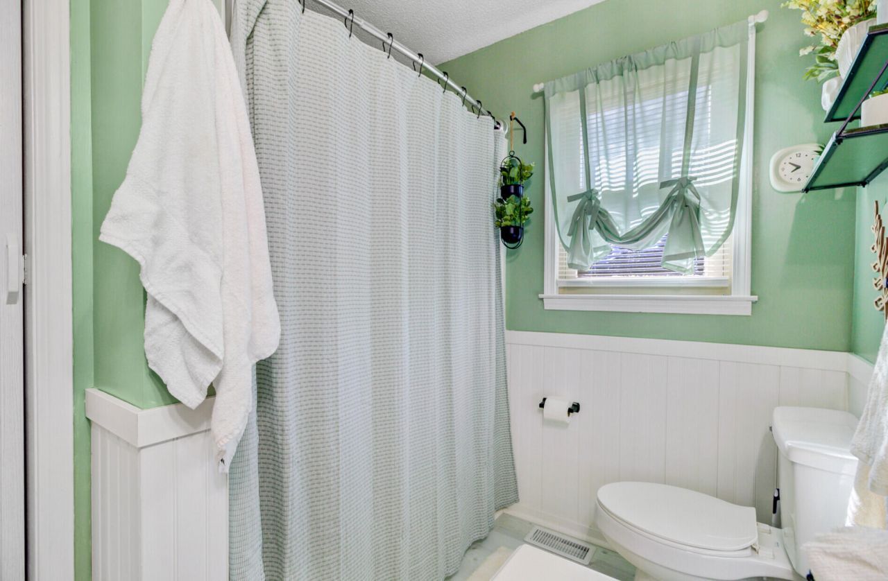 399 Chamblee Road Photo 23