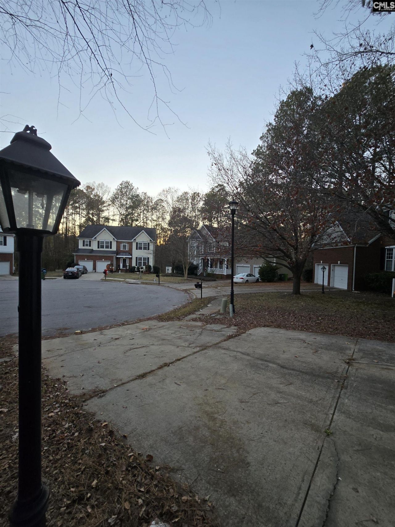 4 Back Bay Court Photo 32