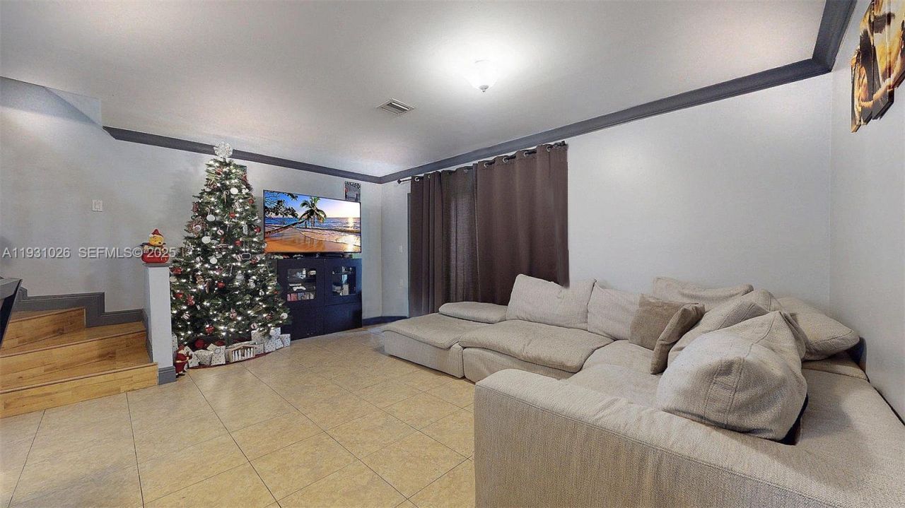 6279 SW 128th Ct, Miami, FL 33183 Photo