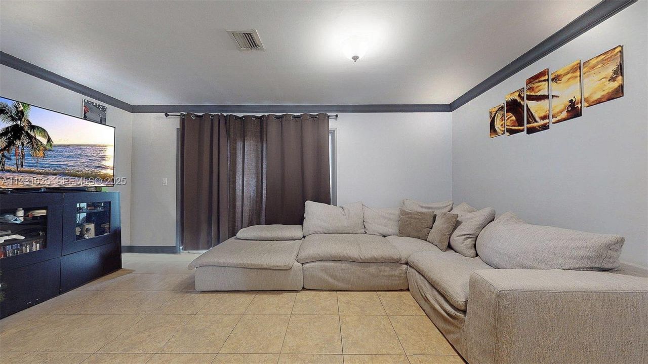 6279 SW 128th Ct, Miami, FL 33183 Photo