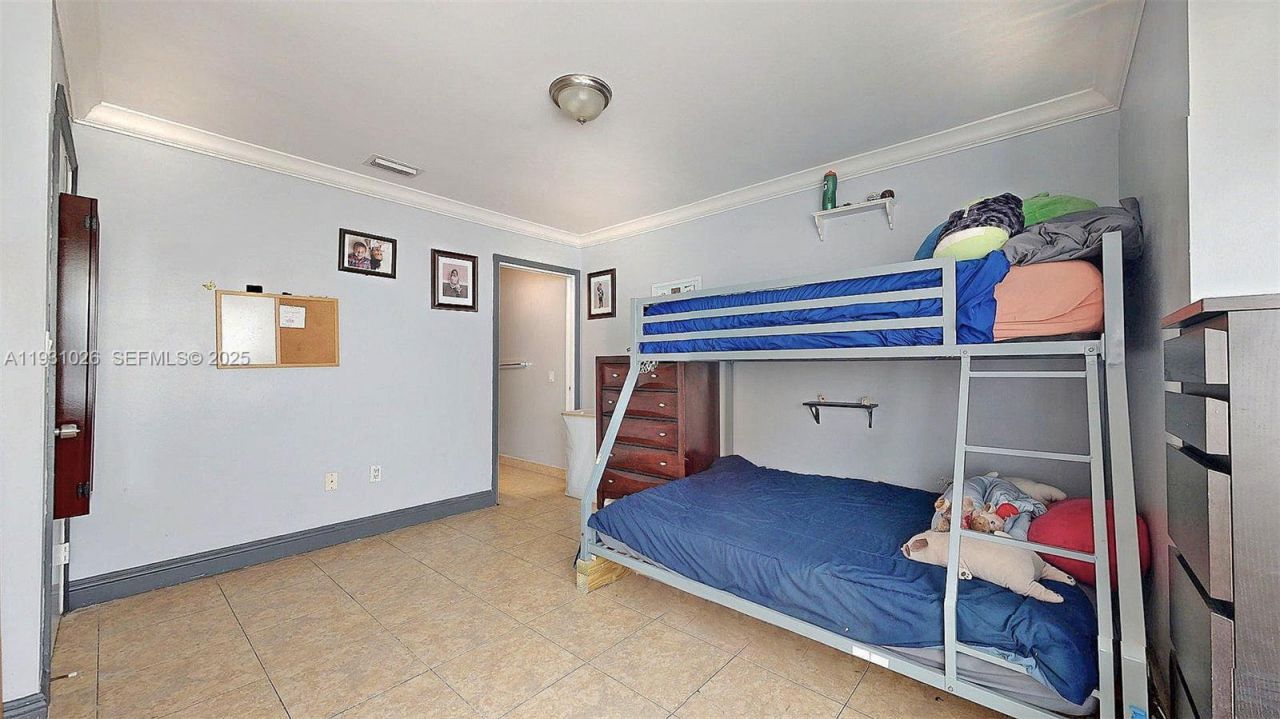 6279 SW 128th Ct, Miami, FL 33183 Photo