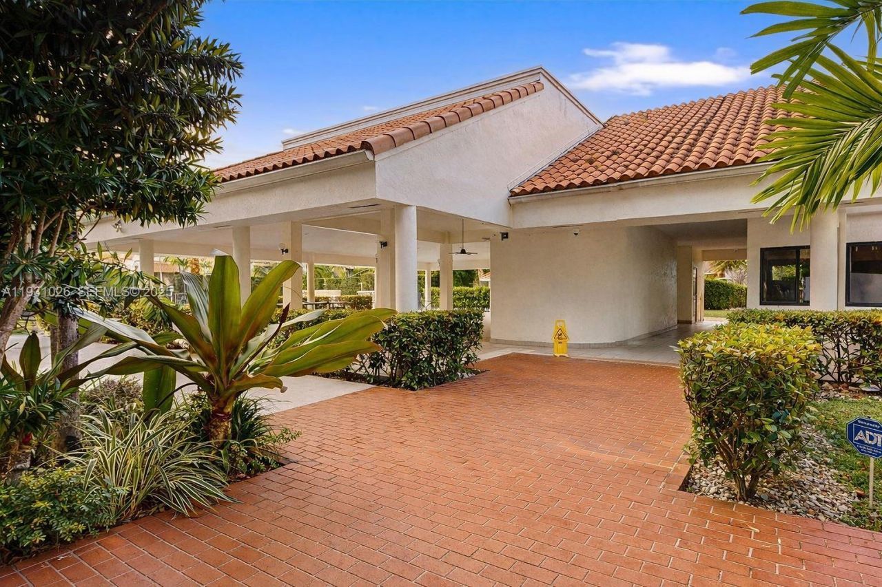 6279 SW 128th Ct, Miami, FL 33183 Photo