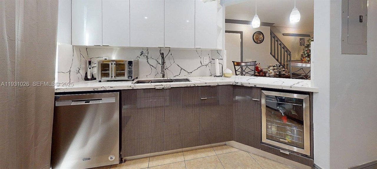 6279 SW 128th Ct, Miami, FL 33183 Photo