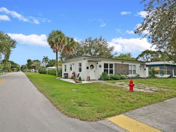 3000 - 3002 SW 15th Ave, Fort Lauderdale, FL 33315