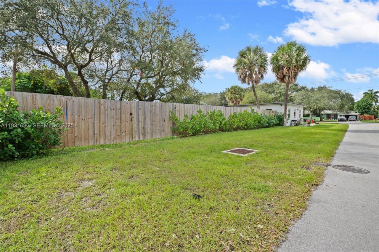 3000 - 3002 SW 15th Ave, Fort Lauderdale, FL 33315 Photo