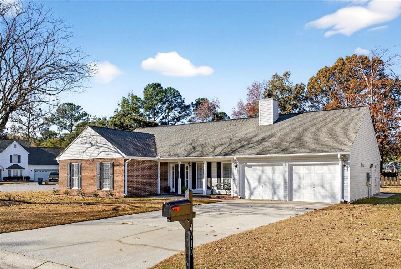 4910 Boykin Drive Photo 2