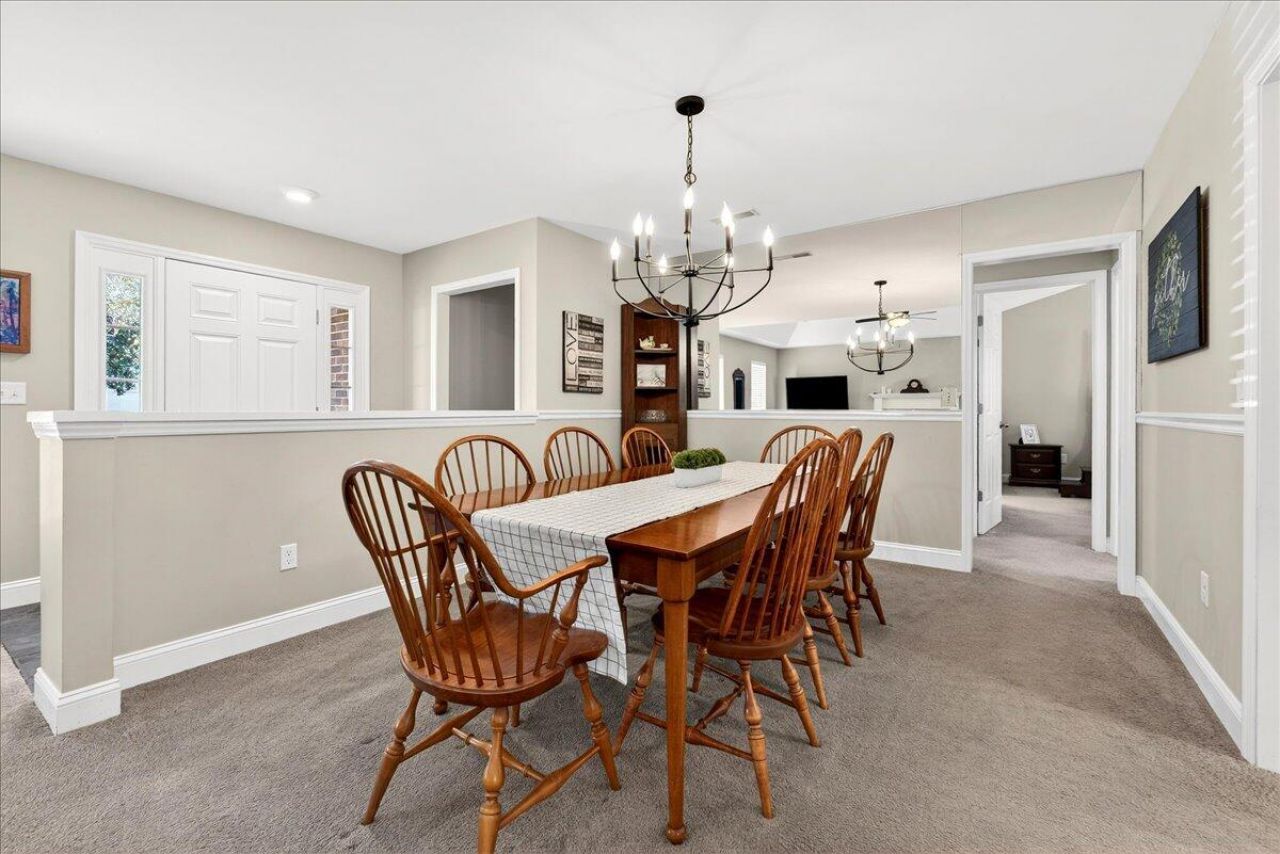 4910 Boykin Drive Photo 8