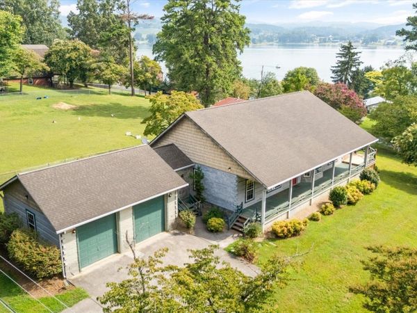 1793 Cherokee Drive, Bean Station, TN 37708