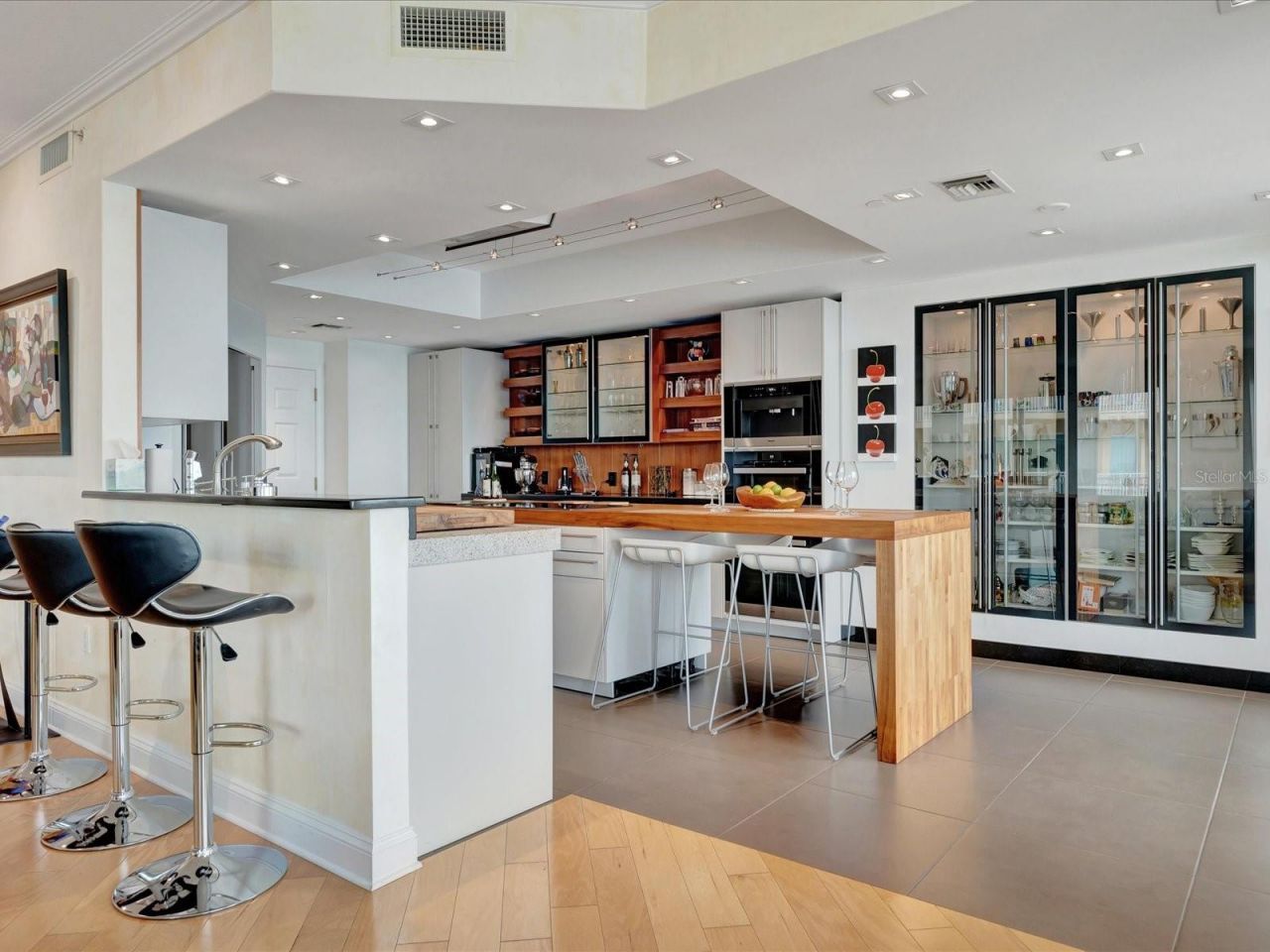 555 5th Avenue Ne, Unit 932, Saint Petersburg, FL 33701 Photo