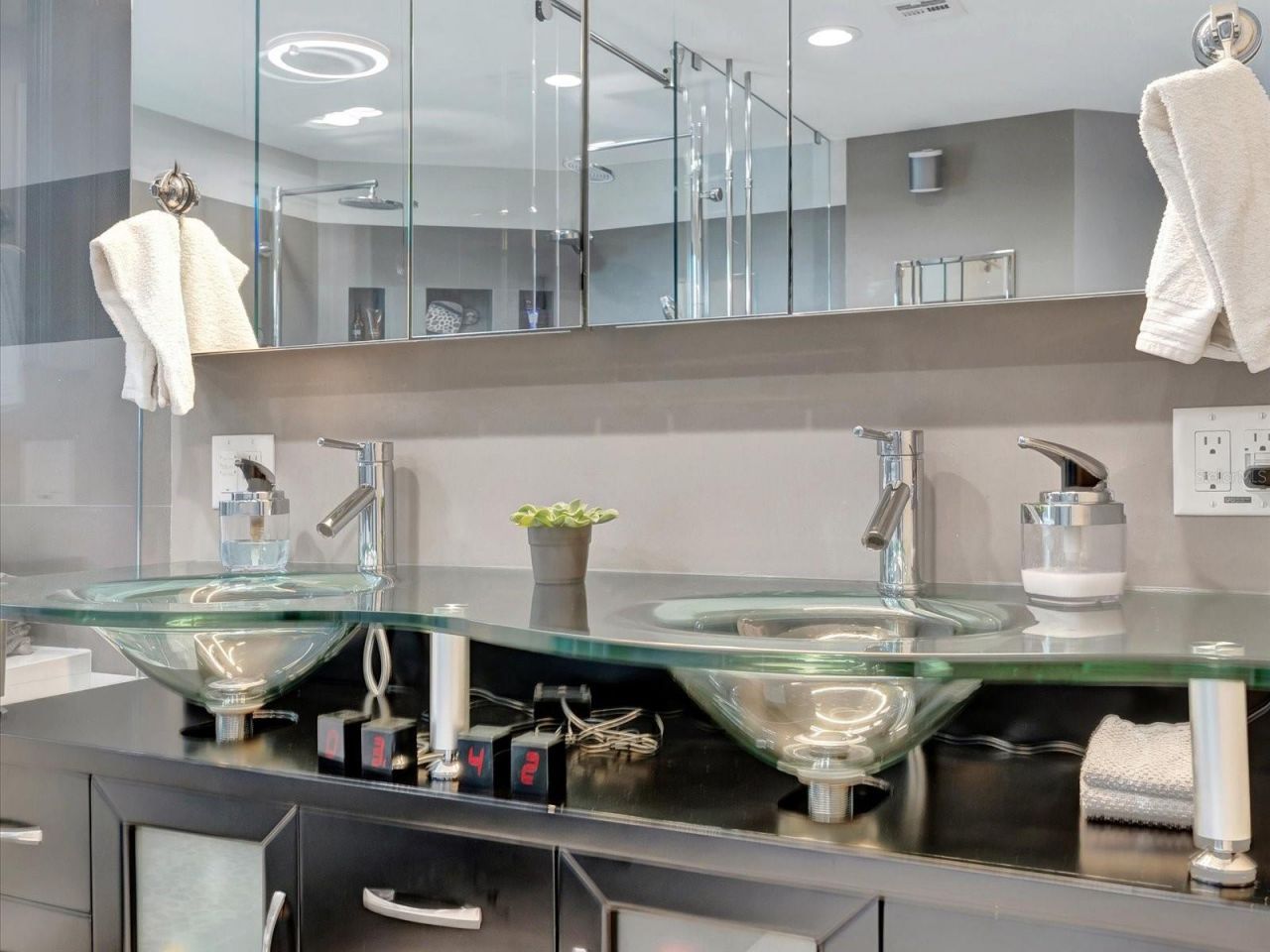 555 5th Avenue Ne, Unit 932, Saint Petersburg, FL 33701 Photo