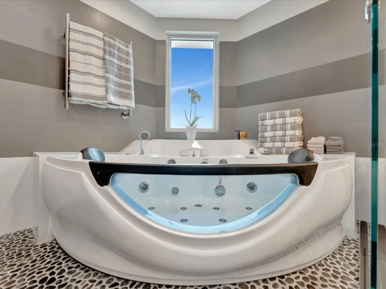 555 5th Avenue Ne, Unit 932, Saint Petersburg, FL 33701 Photo