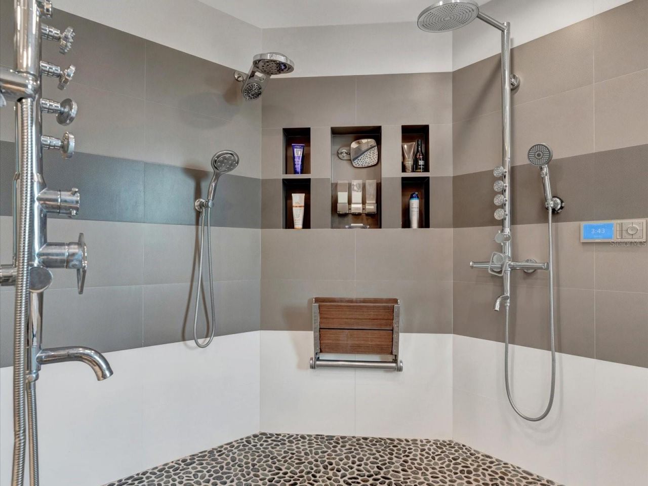 555 5th Avenue Ne, Unit 932, Saint Petersburg, FL 33701 Photo