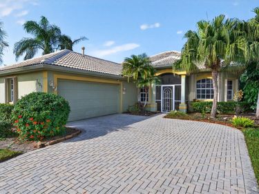 5121 FLAGSTONE DRIVE, SARASOTA, FL 34238