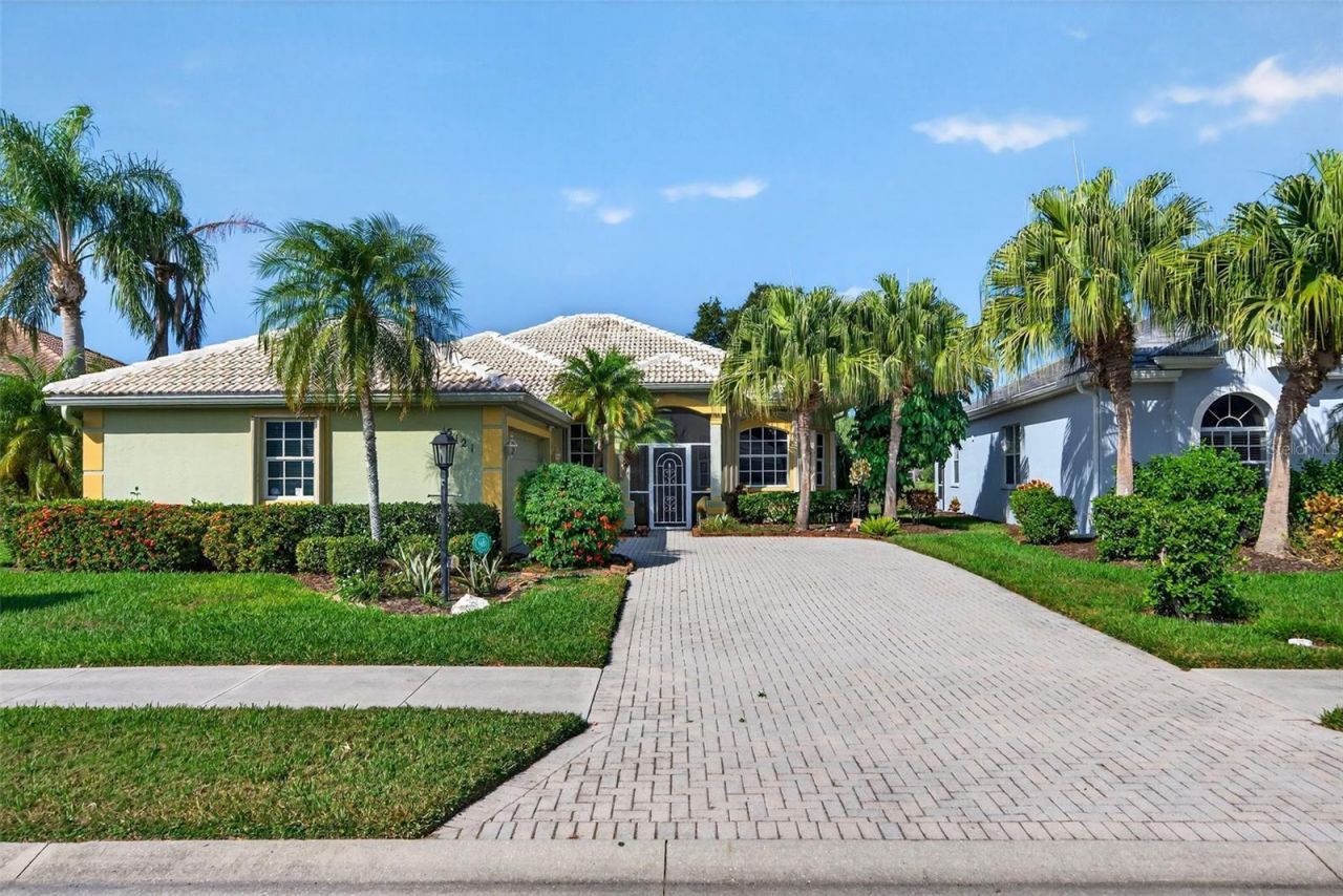 5121 Flagstone Drive, Sarasota, FL 34238 Photo