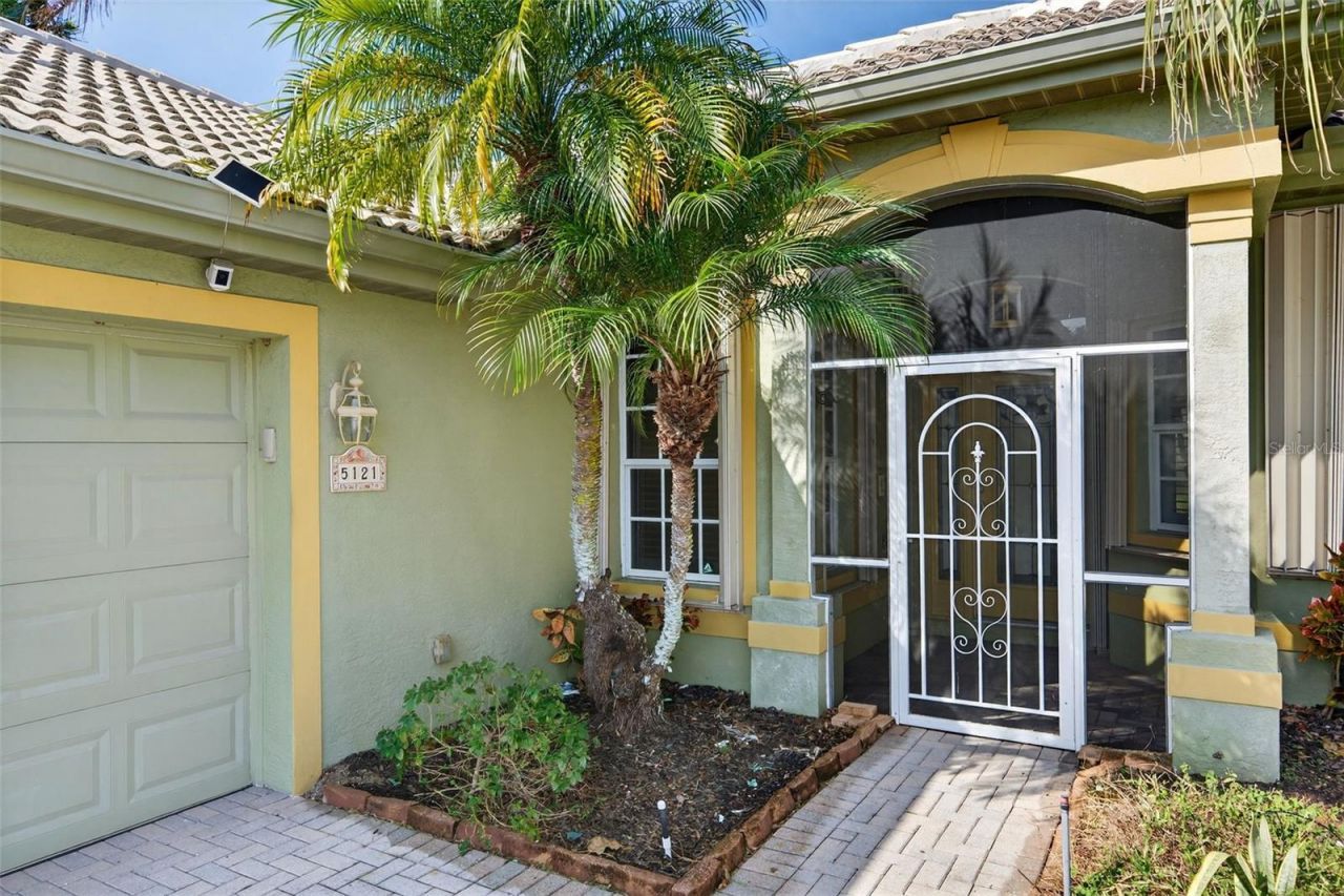 5121 Flagstone Drive, Sarasota, FL 34238 Photo