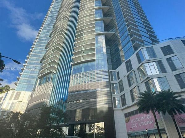851 NE 1st Ave , Unit 2212, Miami, FL 33132