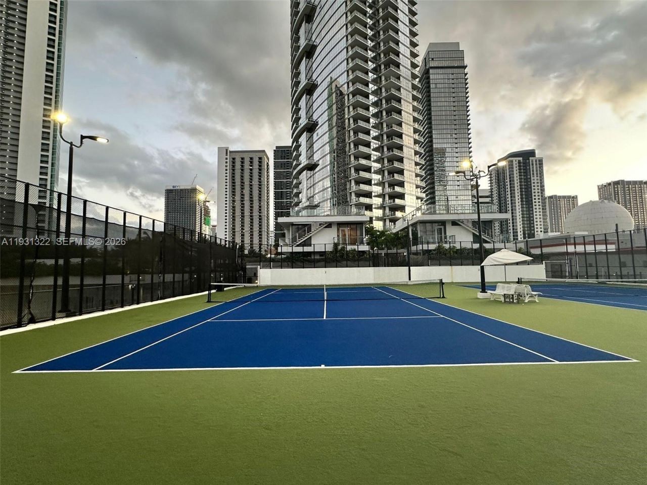 851 NE 1st Ave, Unit 2212, Miami, FL 33132 Photo