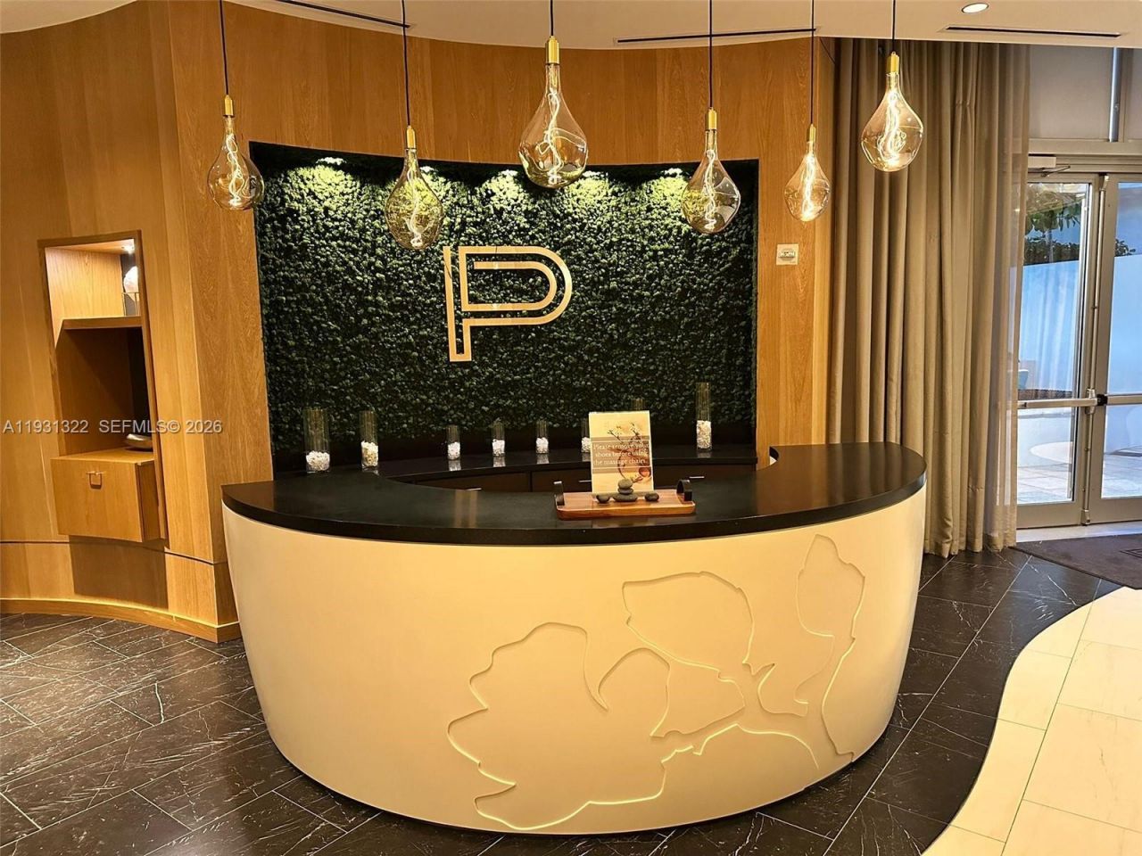 851 NE 1st Ave, Unit 2212, Miami, FL 33132 Photo