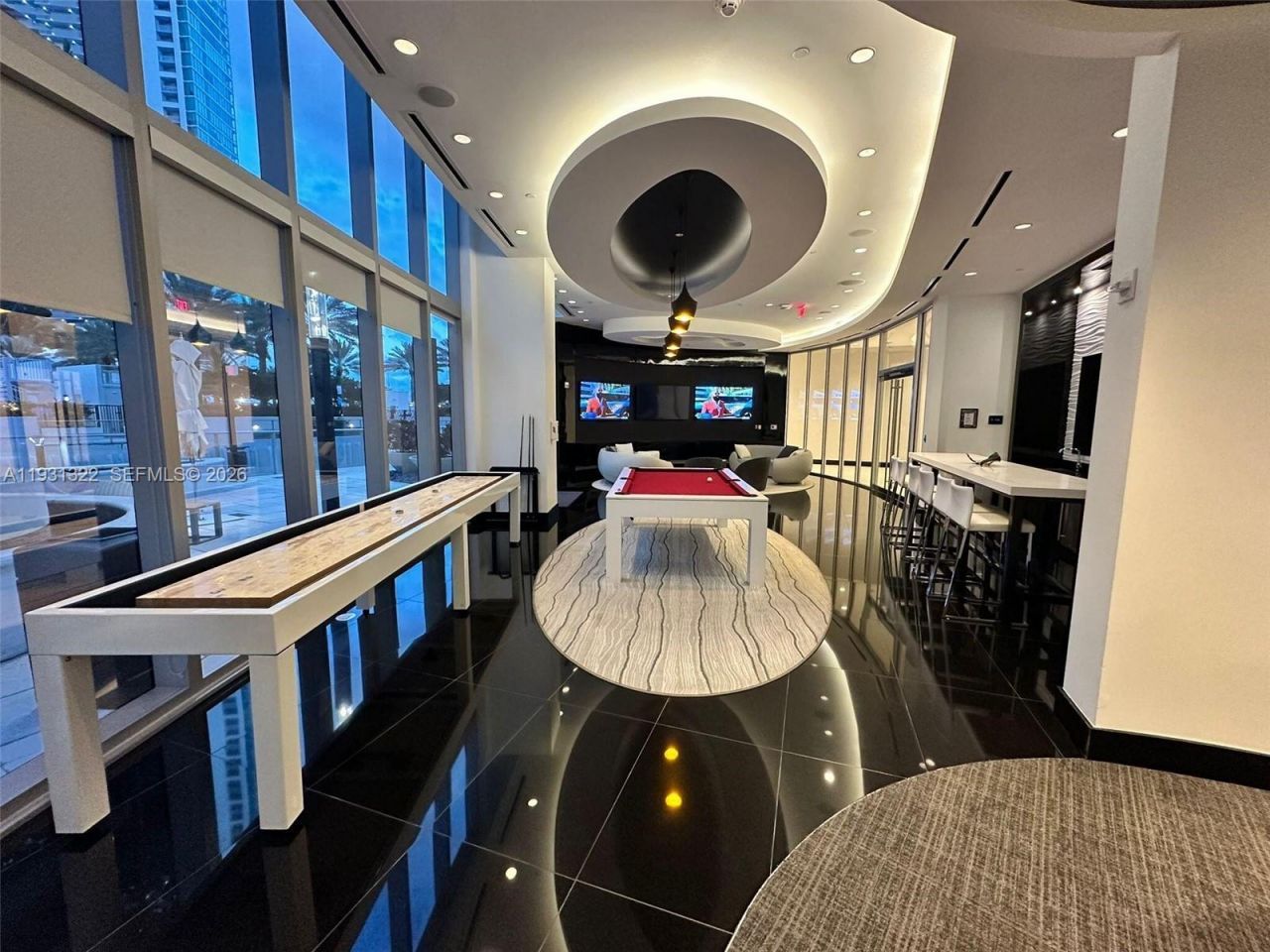 851 NE 1st Ave, Unit 2212, Miami, FL 33132 Photo