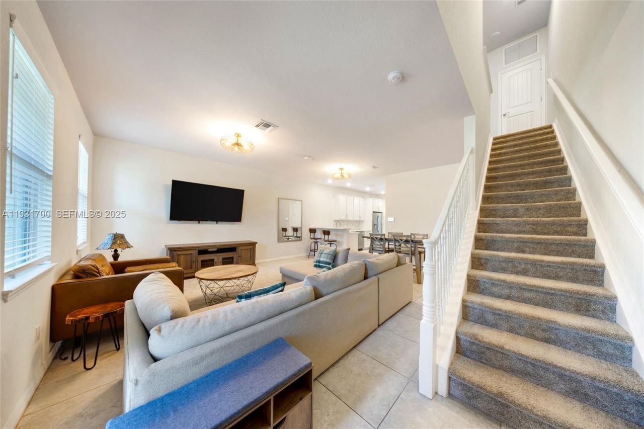 5110 Eucalyptus Dr, Unit 3, Hollywood, FL 33021 Photo