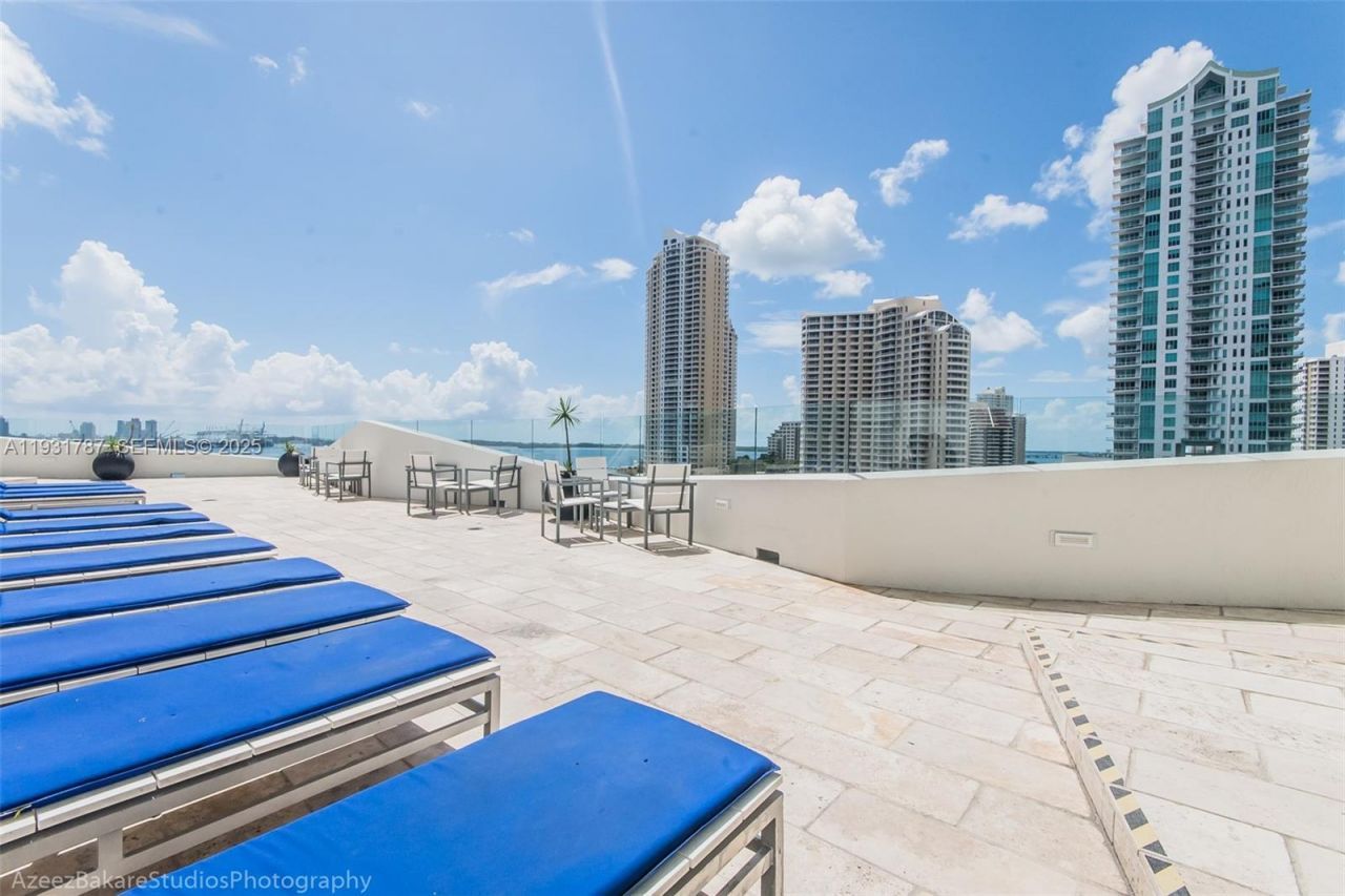 335 S Biscayne Blvd , Unit 2710, Miami, FL 33131 Photo