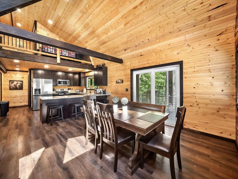 12089 Cantwell Cliffs Road, Rockbridge, OH 43149 Photo 22