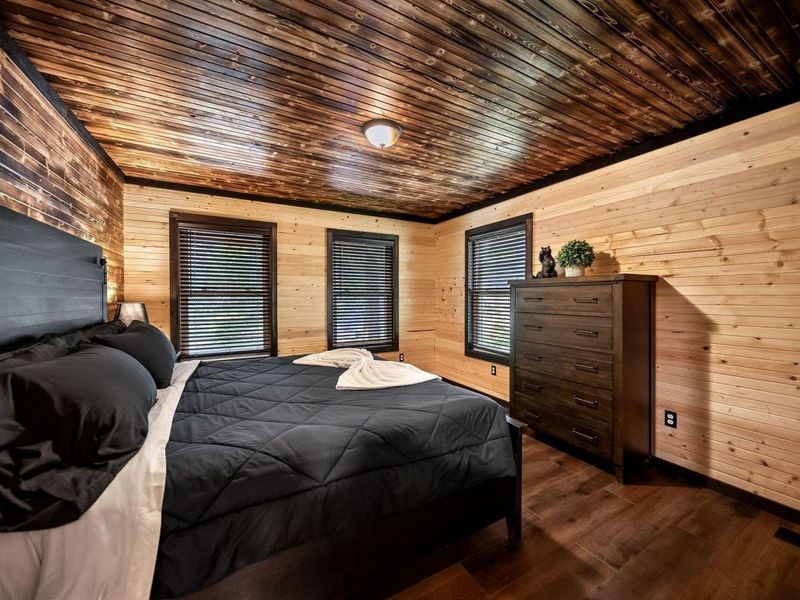 12089 Cantwell Cliffs Road, Rockbridge, OH 43149 Photo 23