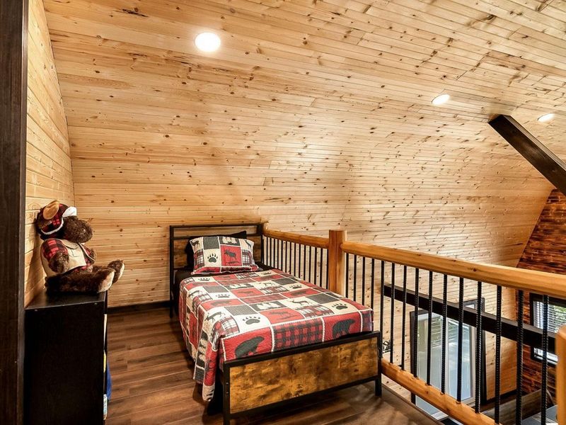 12089 Cantwell Cliffs Road, Rockbridge, OH 43149 Photo 30