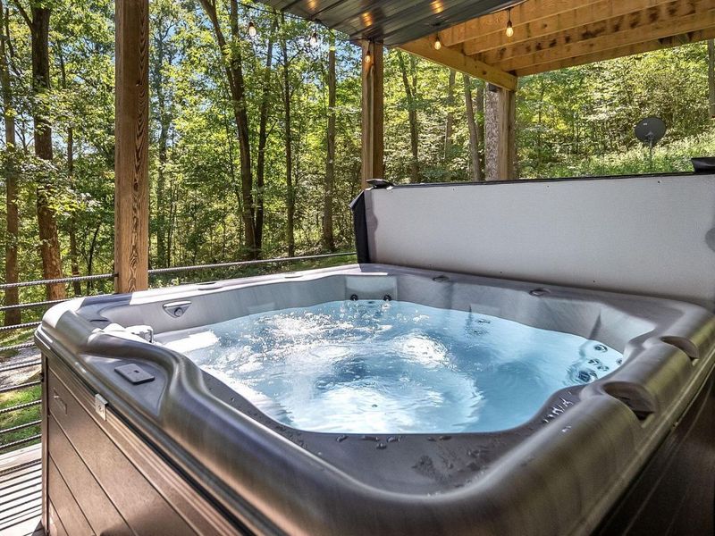 12089 Cantwell Cliffs Road, Rockbridge, OH 43149 Photo 48