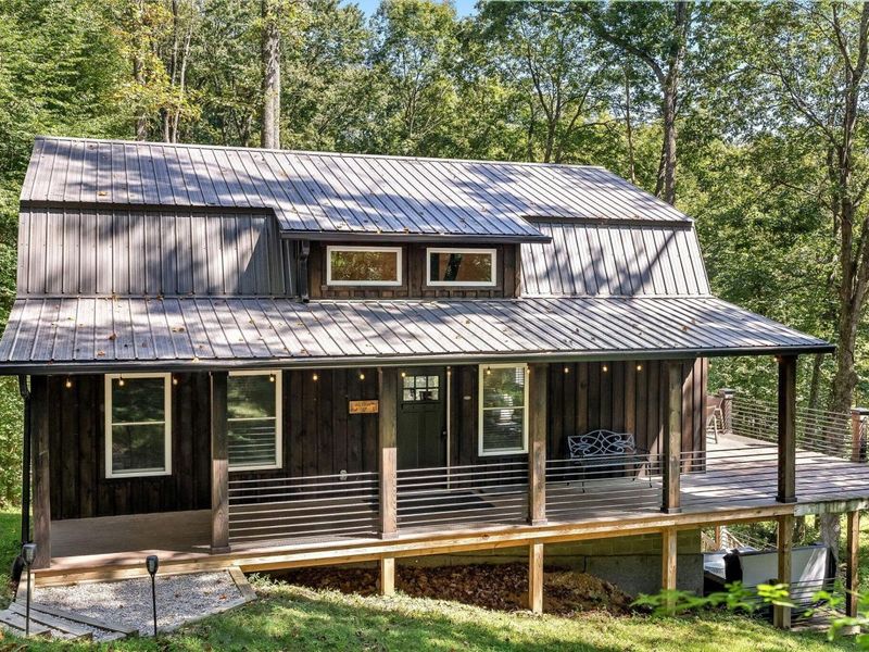 12089 Cantwell Cliffs Road, Rockbridge, OH 43149 Photo 5