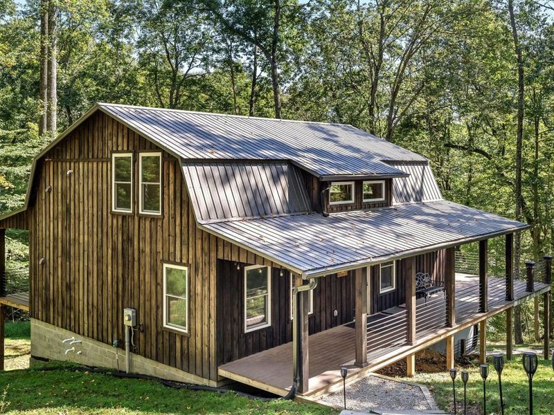 12089 Cantwell Cliffs Road, Rockbridge, OH 43149 Photo 6