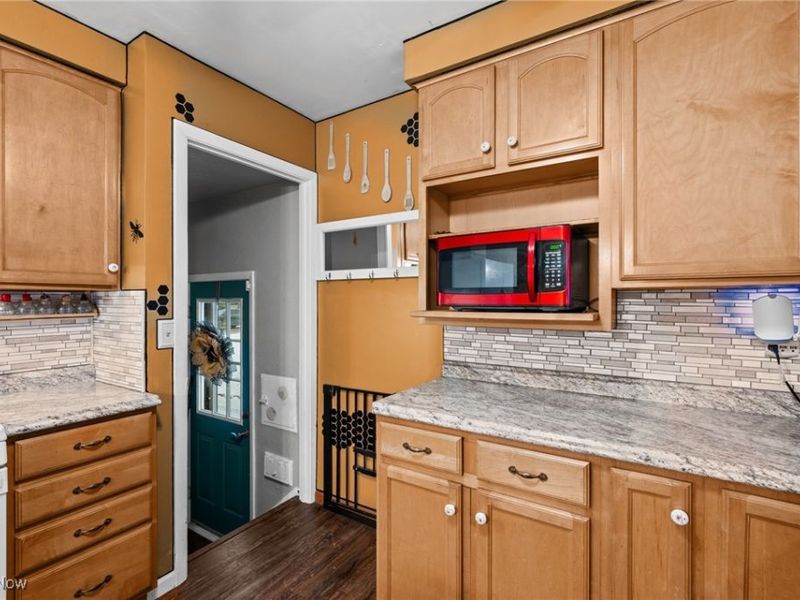 866 Elmwood Avenue, Wickliffe, OH 44092 Photo 13