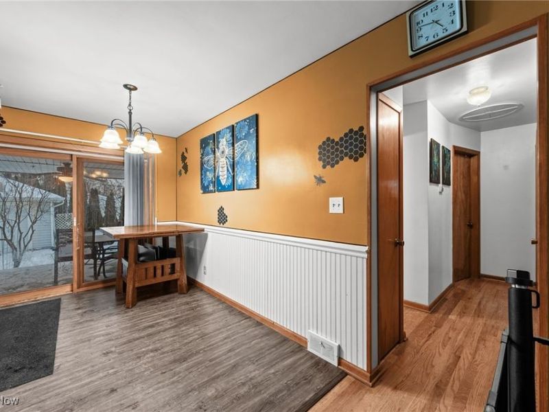 866 Elmwood Avenue, Wickliffe, OH 44092 Photo 14