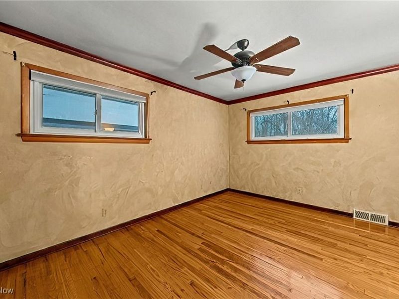 866 Elmwood Avenue, Wickliffe, OH 44092 Photo 18