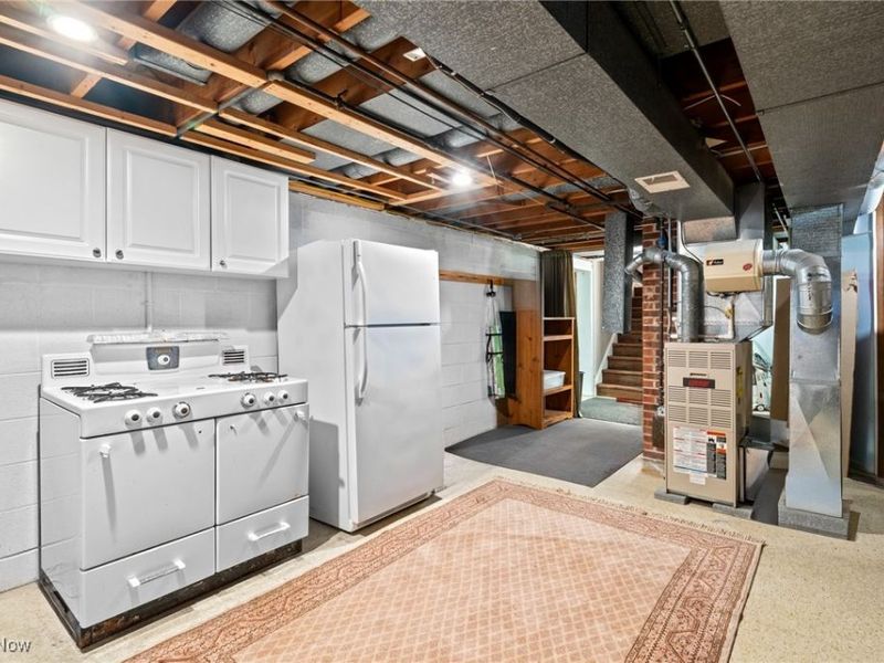 866 Elmwood Avenue, Wickliffe, OH 44092 Photo 29