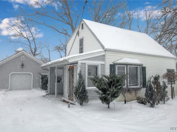 4585 Seneca Street, Buffalo, NY 14224